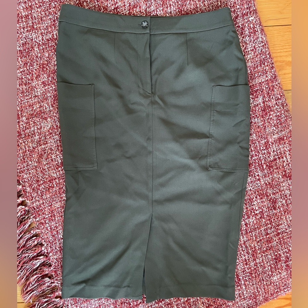 A MTL 180 Army Green Pencil Skirt Size 14